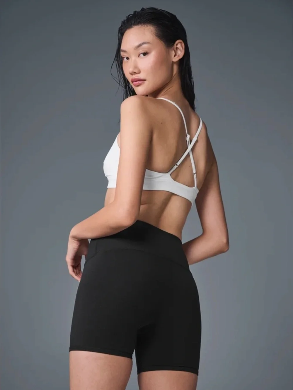 ALO Yoga new tag